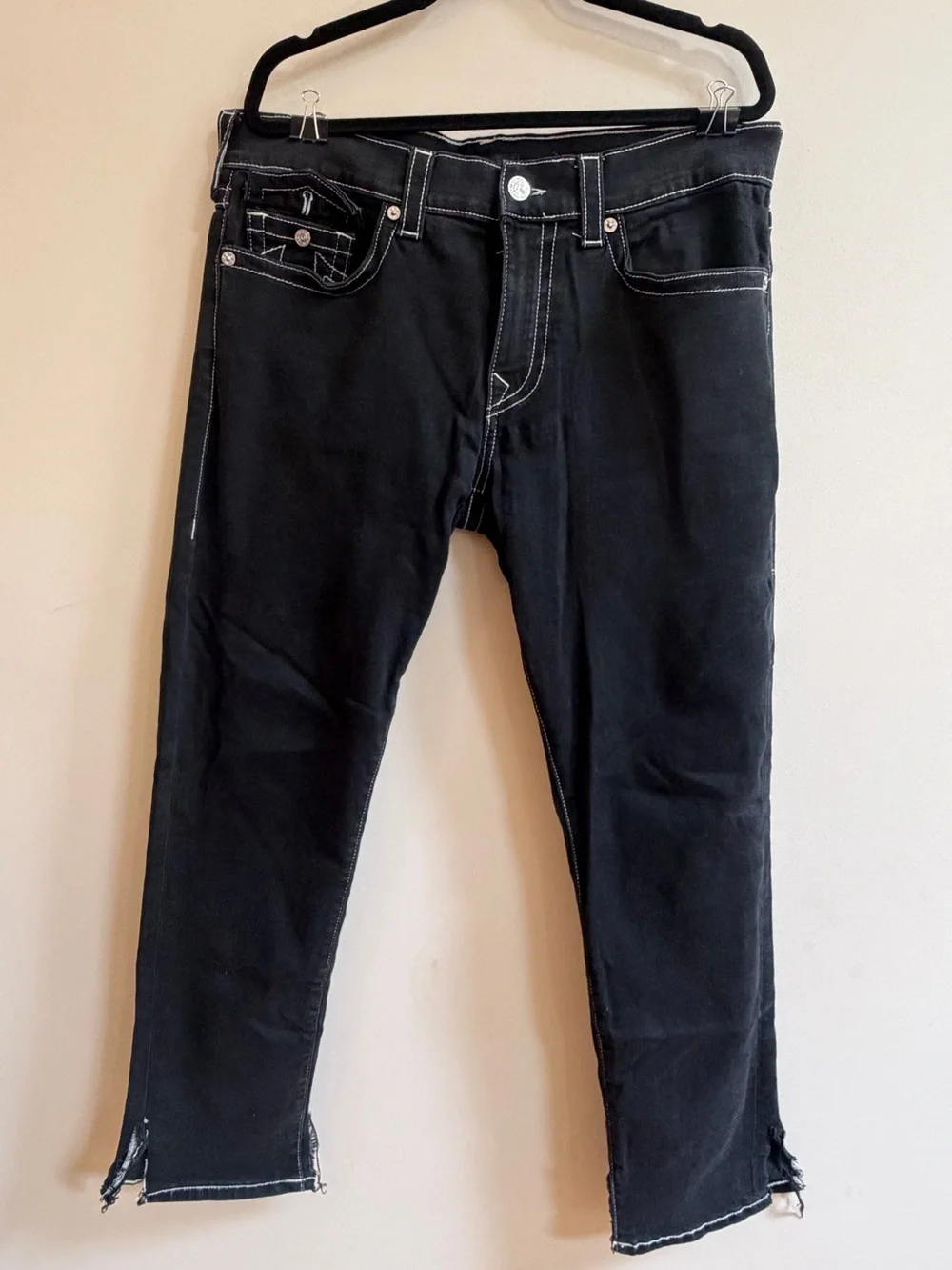 True Religion Geno SN Flap Relaxed Slim Fit Black Distressed Jeans Pants Bottoms